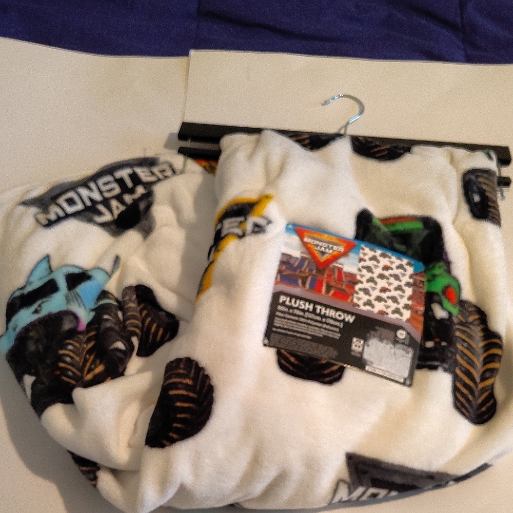 Plush Throw Blanket - White